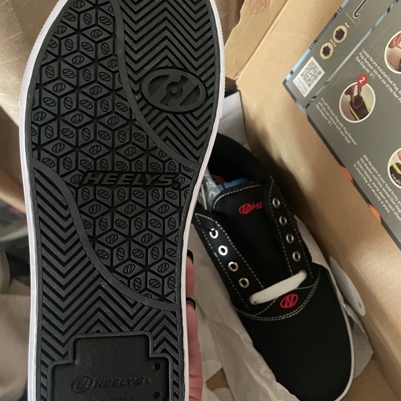 Heelys - Picture 3 of 6